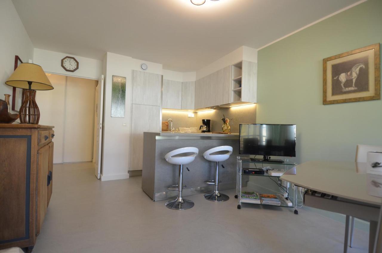 Appartement 3 Personnes Avec Coin Nuit Avec Terrasse Et Parking Quartier Du Port De Nice Nizza Exterior foto