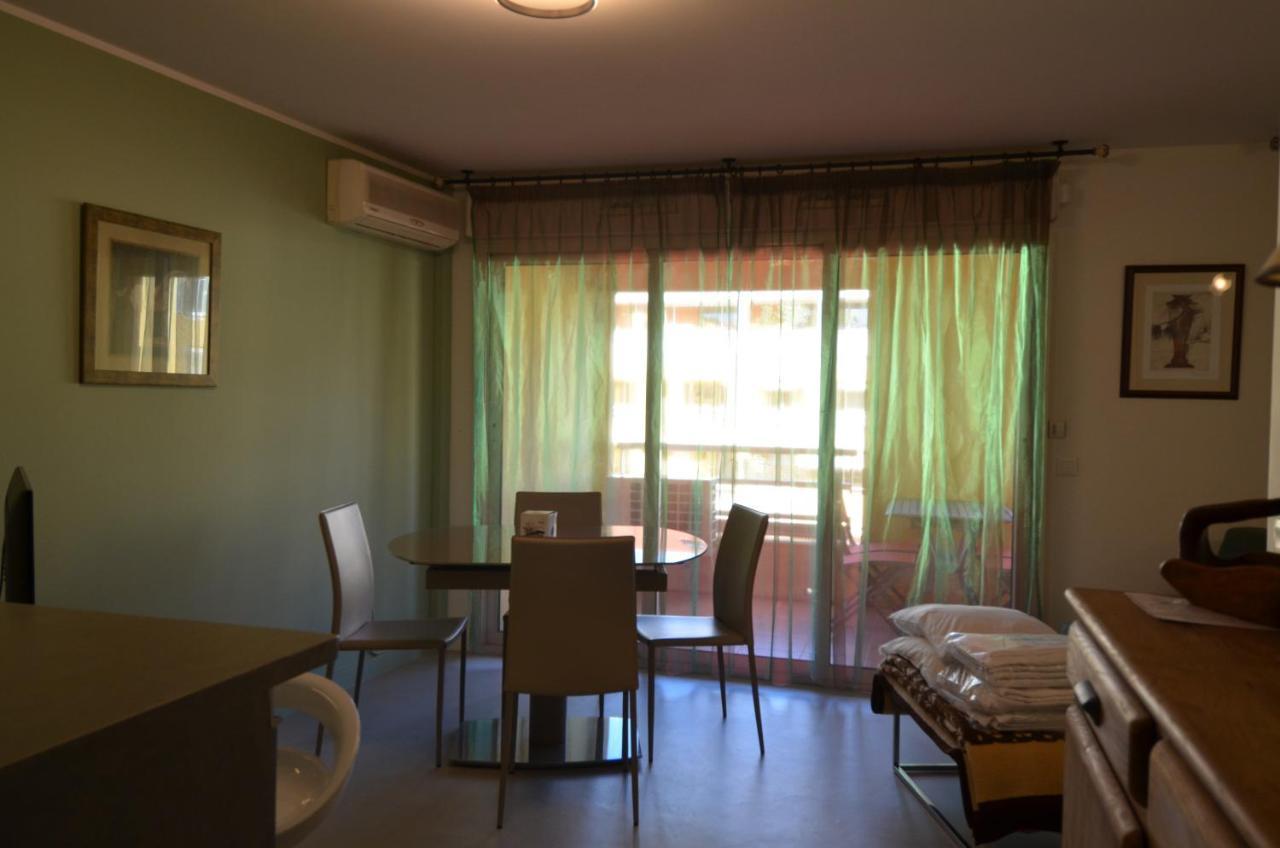 Appartement 3 Personnes Avec Coin Nuit Avec Terrasse Et Parking Quartier Du Port De Nice Nizza Exterior foto